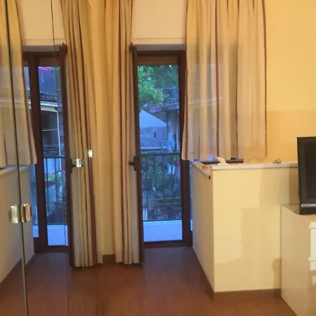 Appartament Borgo Antico Bed & Breakfast *